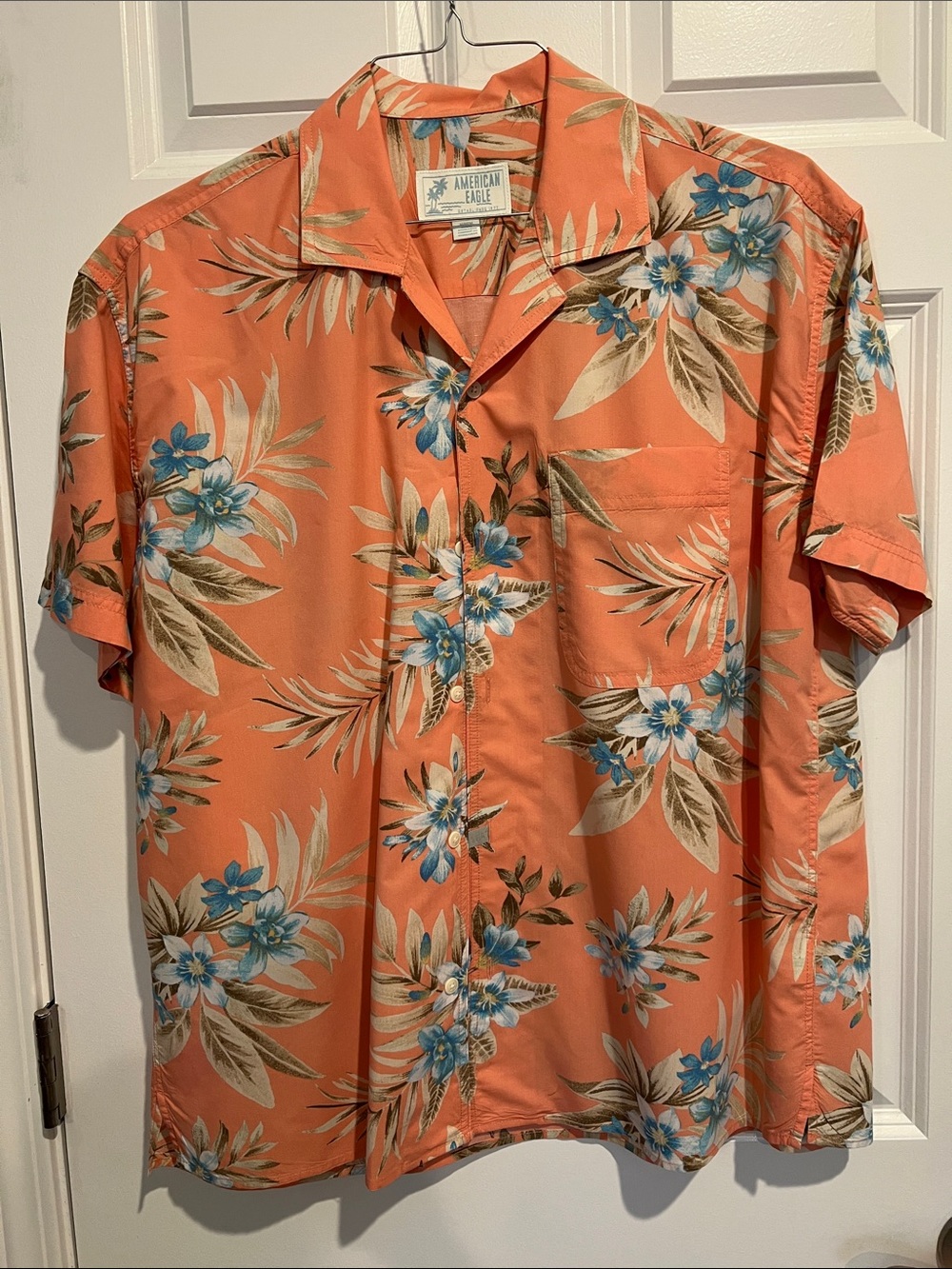 American Eagle Outfitters Men’s Coral Floral Camp Shirt  - Size Medium